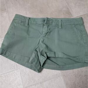 Women’s Size 2 VICTORIA'S SECRET GREEN EVA CASUAL SHORTS 3.5in inseam